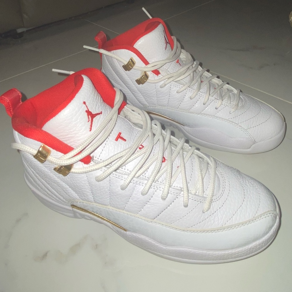 Air Jordan 12 Retro white/red/metallic